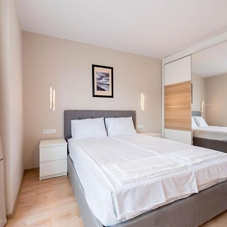 Sea Stories Apartments וארנה מראה חיצוני תמונה
