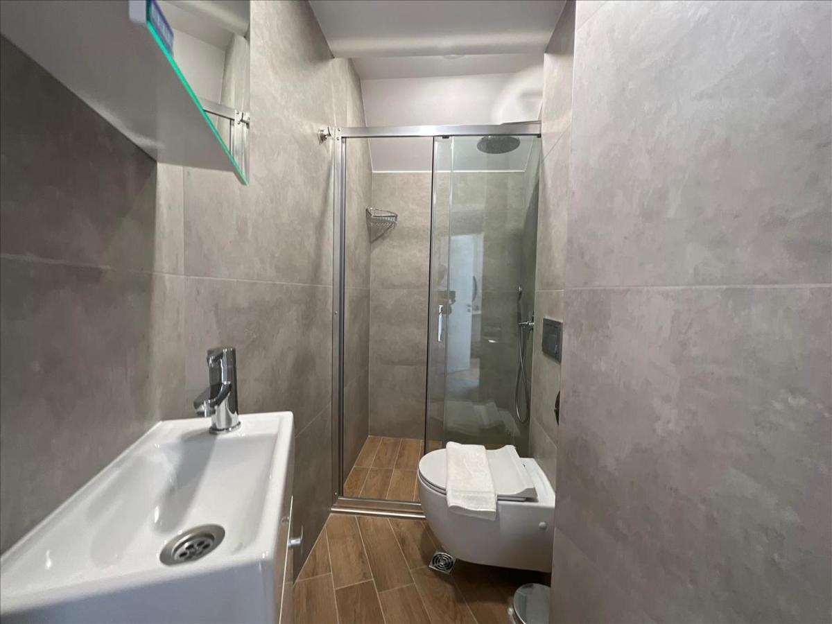 Sea Stories Apartments וארנה מראה חיצוני תמונה