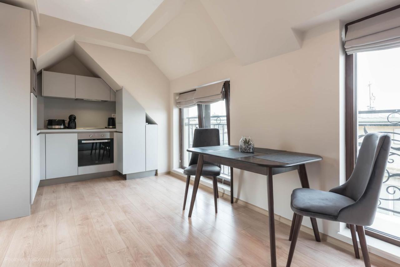 Sea Stories Apartments וארנה מראה חיצוני תמונה